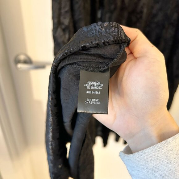 Torrid Skull Print Burnout Velvet Kimono in Black Plus Size 4X NWT - Picture 8 of 9